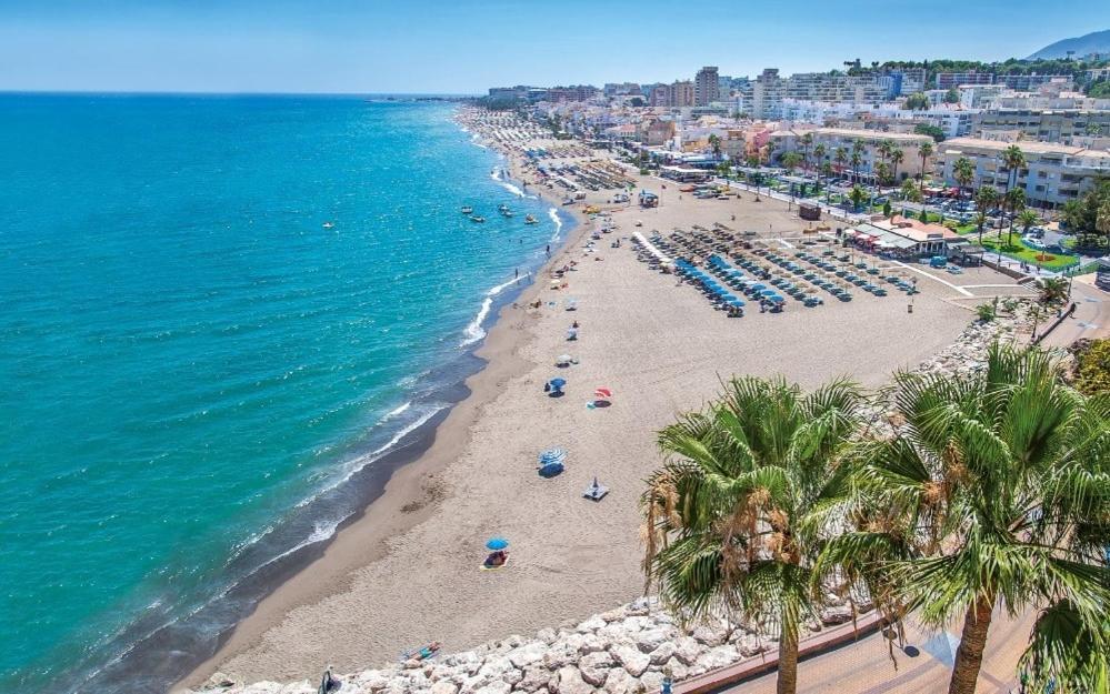 Apartamentos Amat - Only Adult - Playa El Bajondillo Торремолинос Экстерьер фото